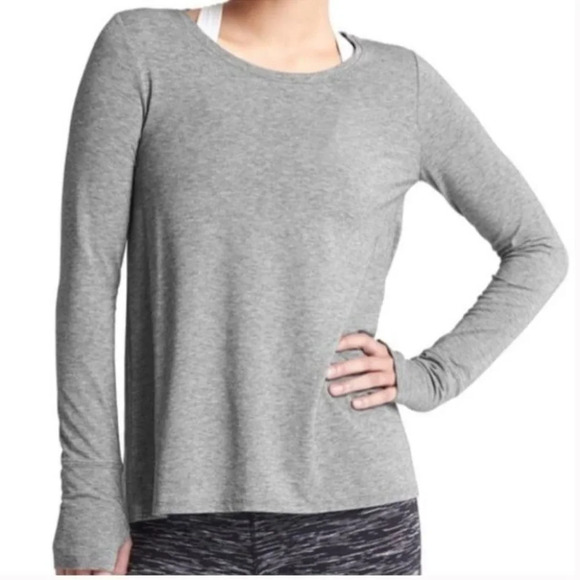 NWT Gapfit grey slit back long  sleeve lyocell lightweight activewear shirt - Picture 2 of 16